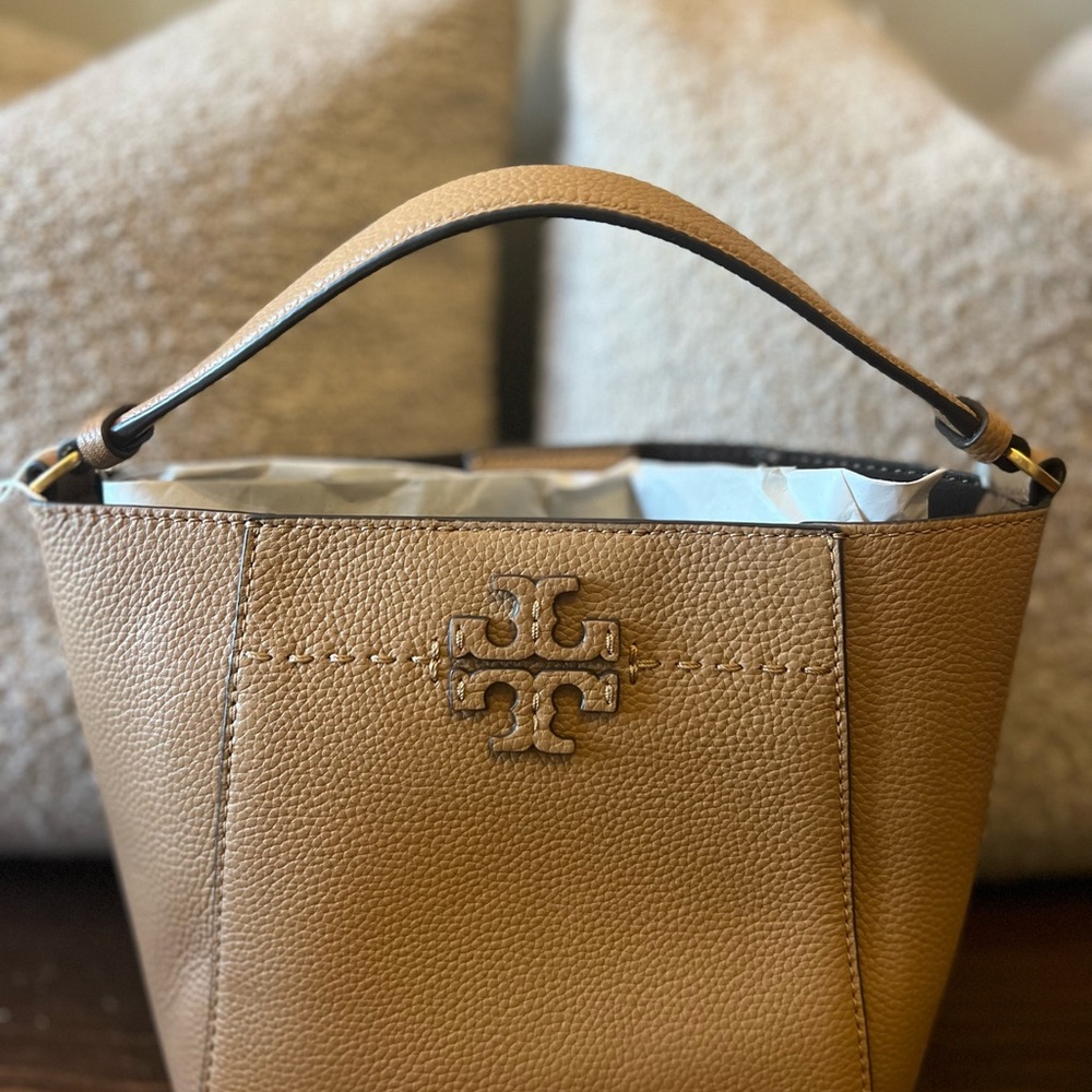 Tory Burch Small McGraw Bucket Bag Brown Tiramisu